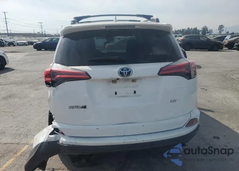 2018 Toyota Rav4 Le z USA, uszkodzony, nr VIN JTMZFREV3JJ749708
